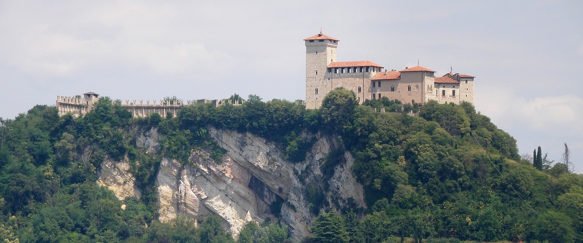 Angera - Castello Borromeo